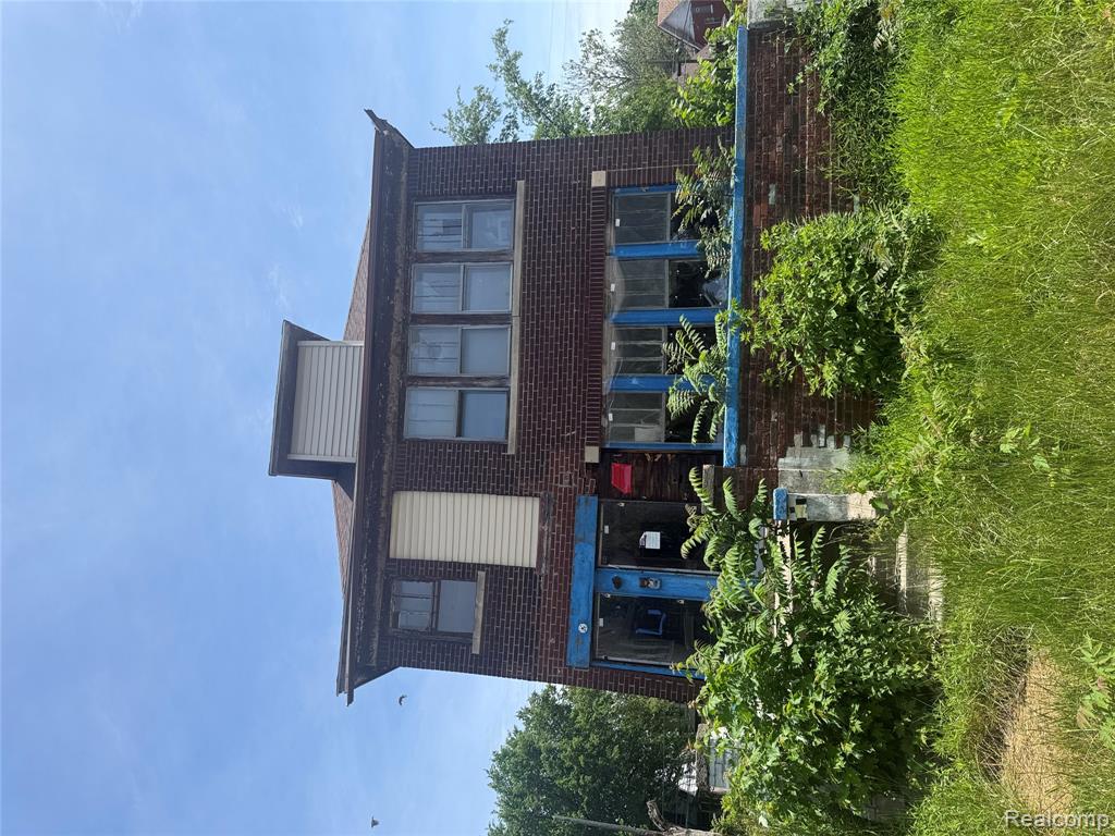 926 Navahoe Street, Detroit, MI 48215