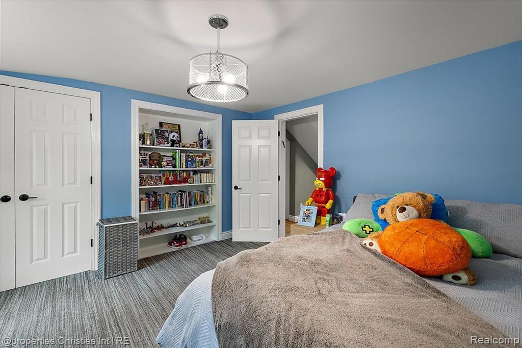 4889 ARDMORE Drive, Bloomfield Hills, MI 48302 — Photo 33