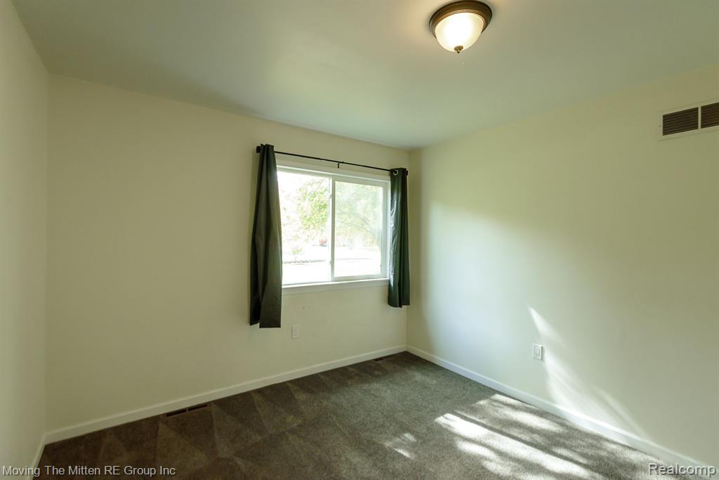 43654 CROWLEY Road, Van Buren, MI 48111 — Photo 25