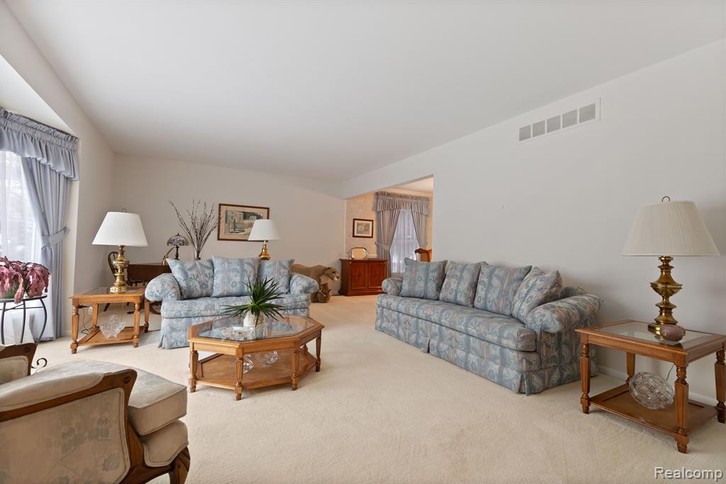 42126 BAINTREE Circle, Northville, MI 48168 — Photo 16