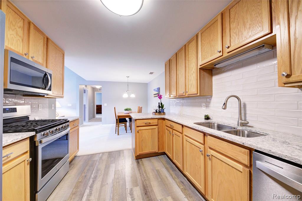 3082 Kneeland Circle, Howell, MI 48843 — Photo 18