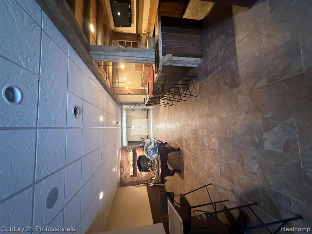 7717 Somerhill Lane, Clarkston, MI 48348 — Photo 39
