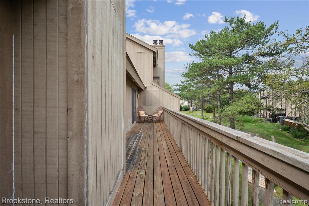 5195 Richard Run, West Bloomfield, MI — Photo 41