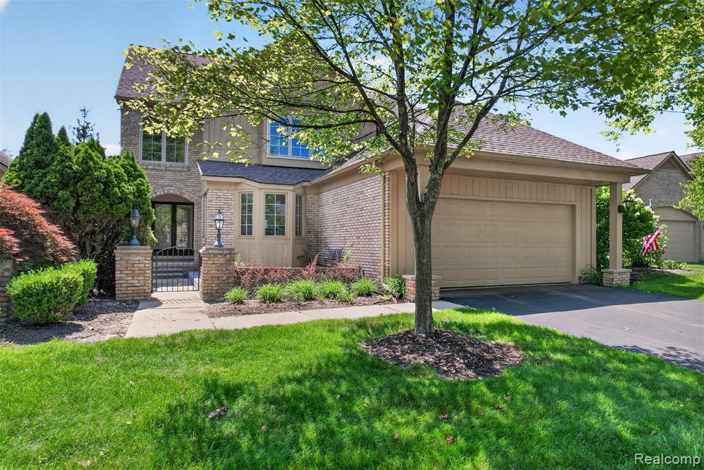 6445 Noble Road, West Bloomfield, MI — front exterior
