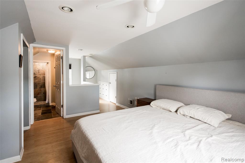 722 S Rembrandt Avenue, Royal Oak, MI 48067 — Photo 10