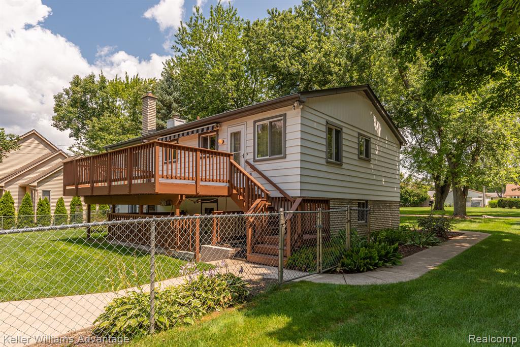 4460 Welland Drive, West Bloomfield, MI 48323 — Photo 3