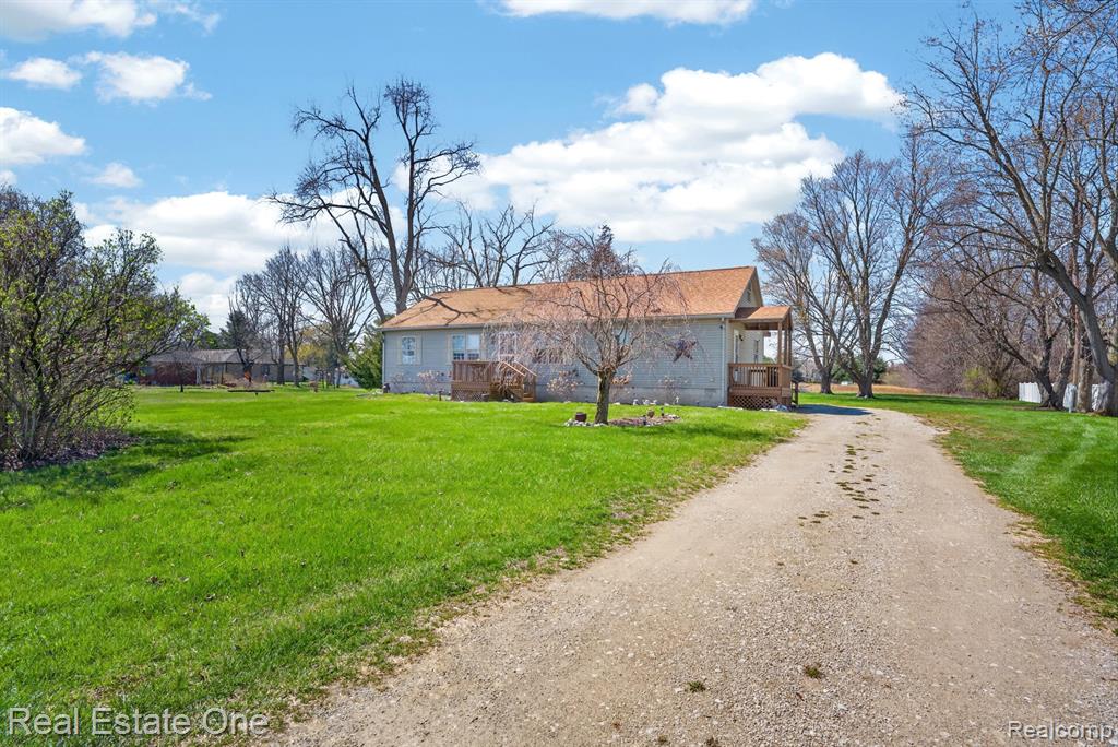 343 Bates Lane, Monroe, MI 48162 — Photo 2
