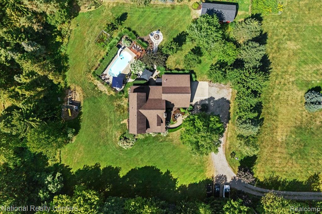4650 Cooley Lake Road, Commerce Twp, MI 48382 — Photo 42