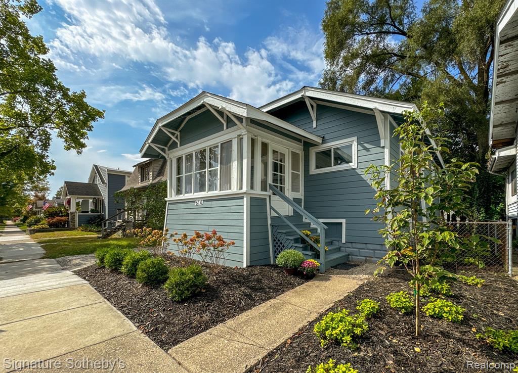 614 S PLEASANT Street, Royal Oak, MI 48067 — front exterior