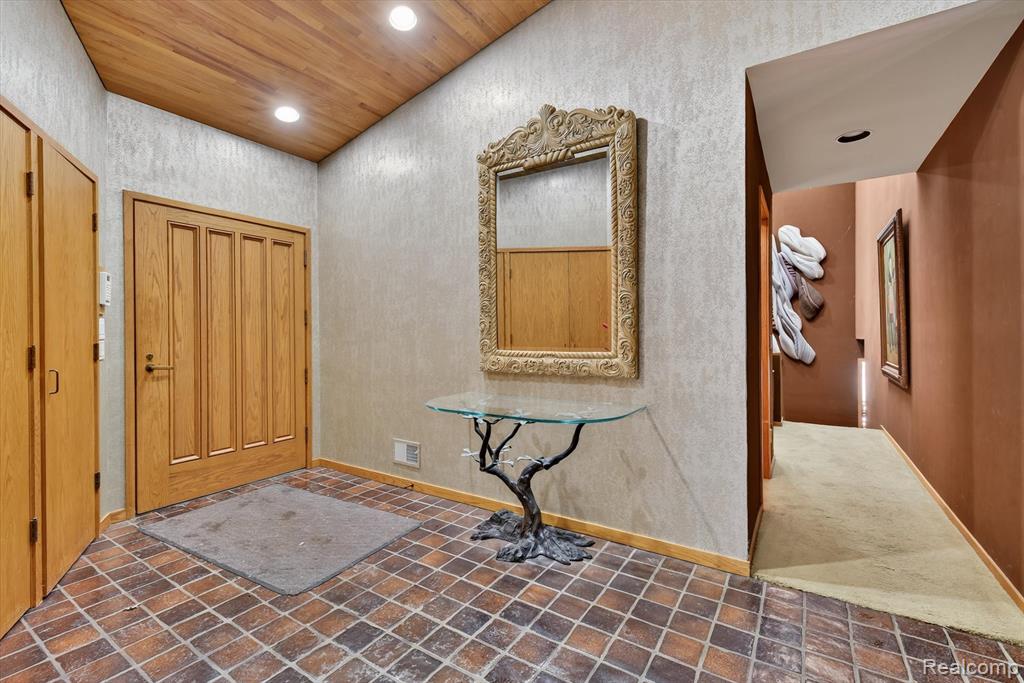 2551 Patterson Lake Road, Pinckney, MI 48169 — Photo 20