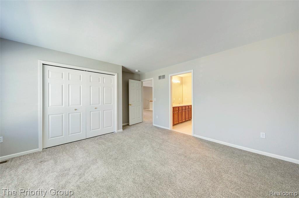 6083 Village Court, Clarkston, MI — Photo 39