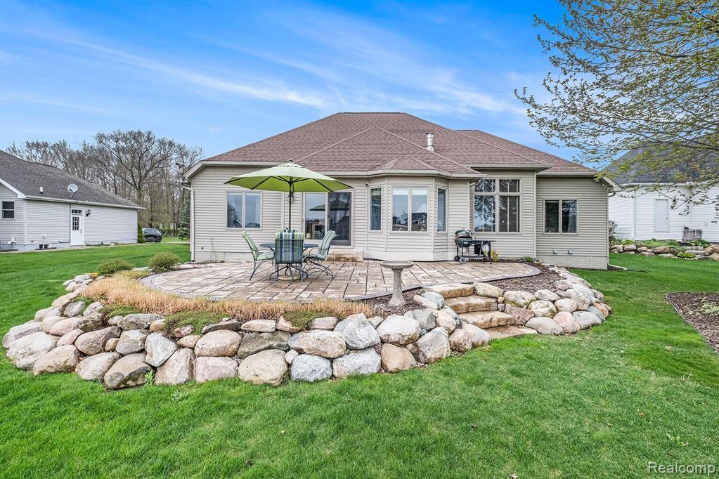 9128 WOODRIDGE Drive, Davison, MI 48423 — Photo 36