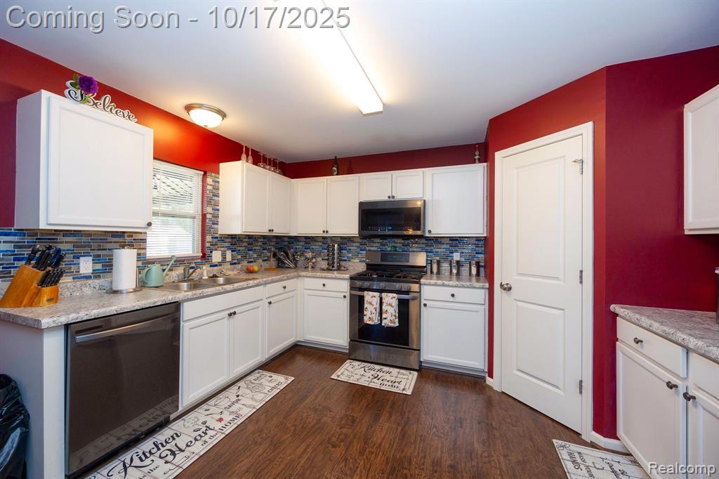 410 Natures Way, Carleton, MI 48117 — Photo 28