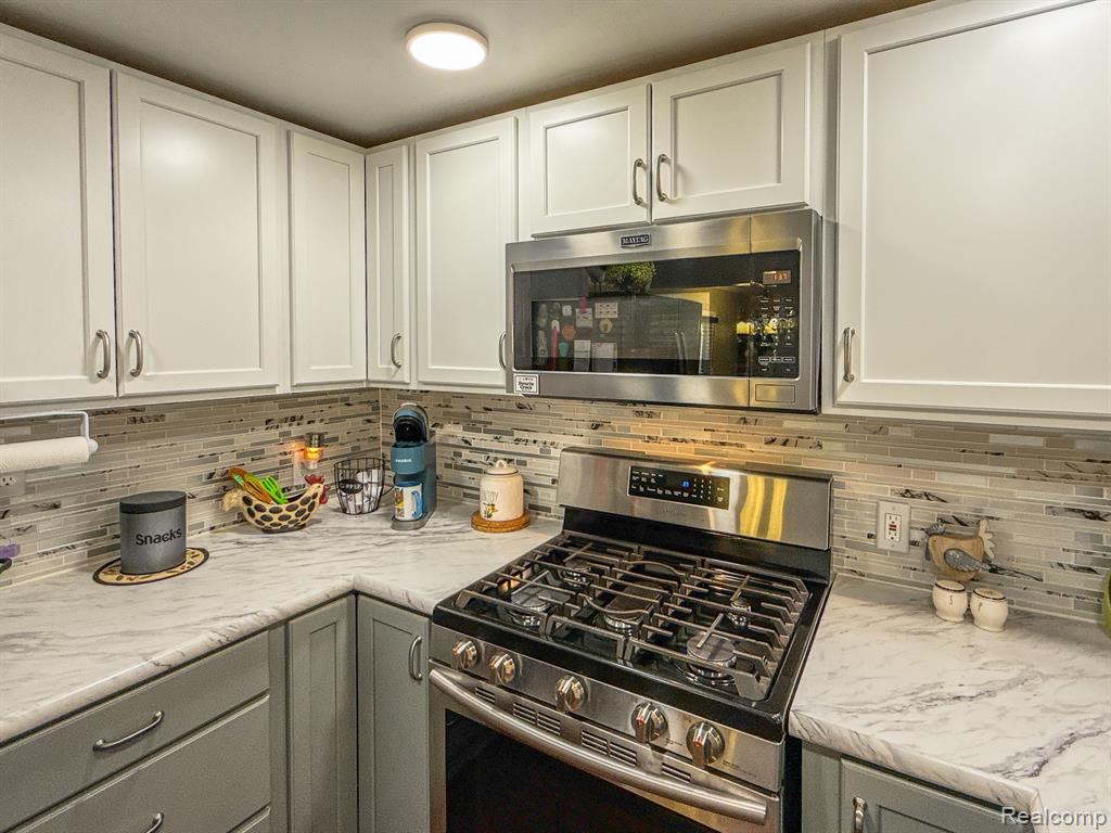 9032 W BRISTOL Road, Swartz Creek, MI 48473 — Photo 16