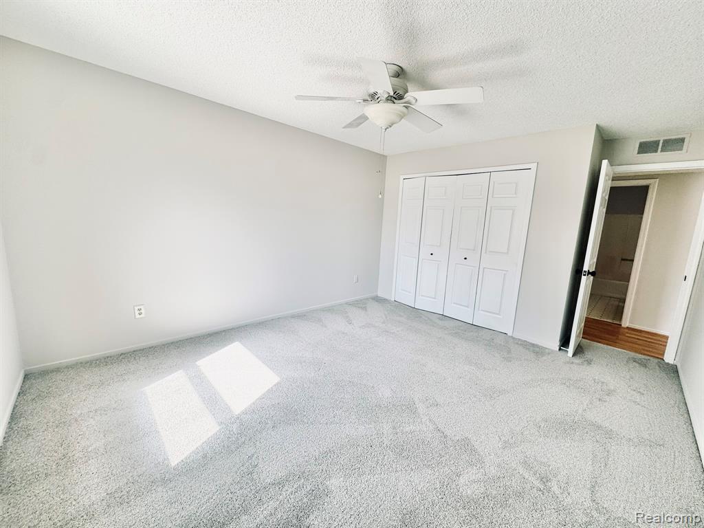 4956 Oak Hill Drive, 78, Waterford, MI 48329 — Photo 16