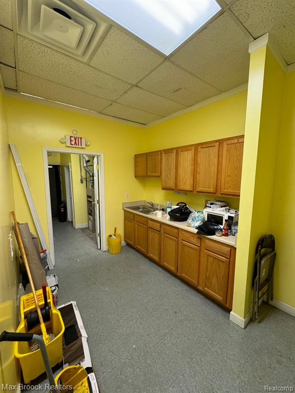 17107 W MCNICHOLS Road, Detroit, MI 48235 — Photo 10