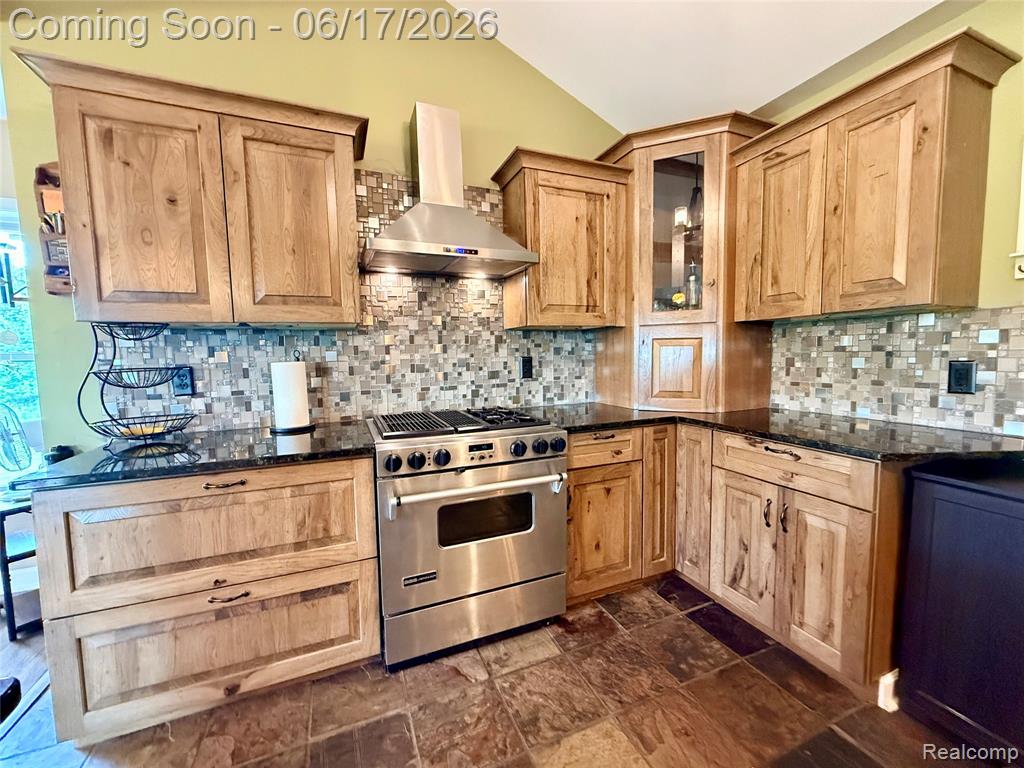 2543 Greenwood Road, Lapeer, MI 48446 — Photo 9