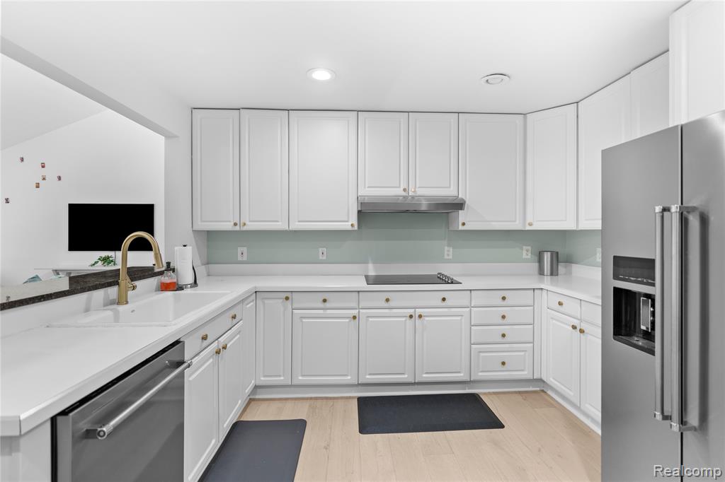 5366 Warwick Trail, Grand Blanc, MI 48439 — Photo 14
