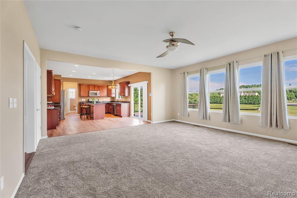 6119 AMBER Lane, Grand Blanc, MI 48439 — Photo 14