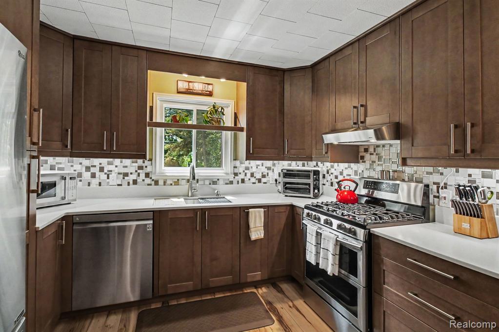 11372 Outer Drive, Pinckney, MI 48169 — Photo 4
