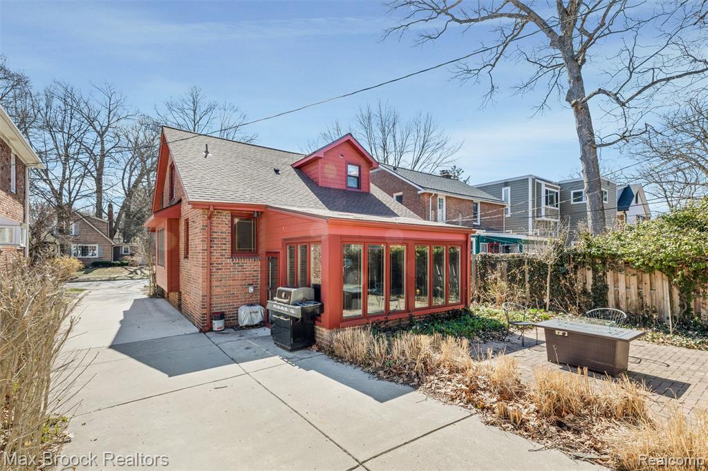 49 AMHERST Road, Pleasant Ridge, MI — Photo 34
