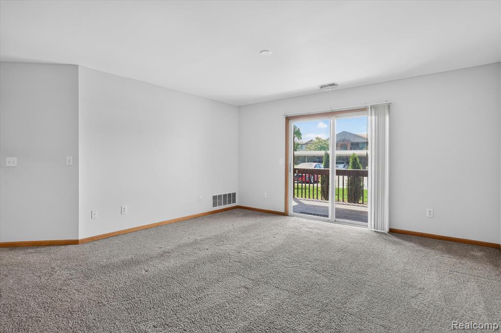 45720 Prairiegrass Court, Belleville, MI 48111 — Photo 8