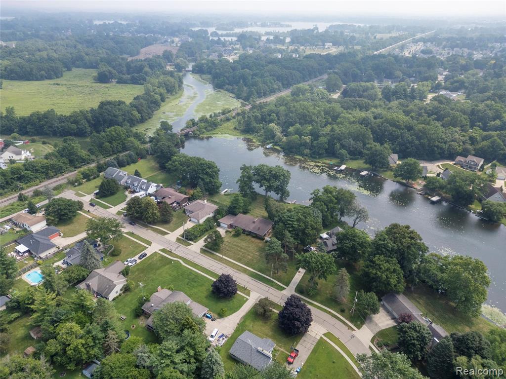 628 Riverside Drive, Linden, MI 48451 — Photo 52