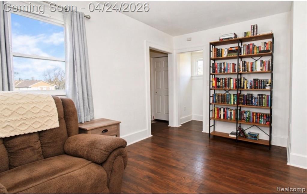 2140 E Bristol Road, Burton, MI 48529 — Photo 3