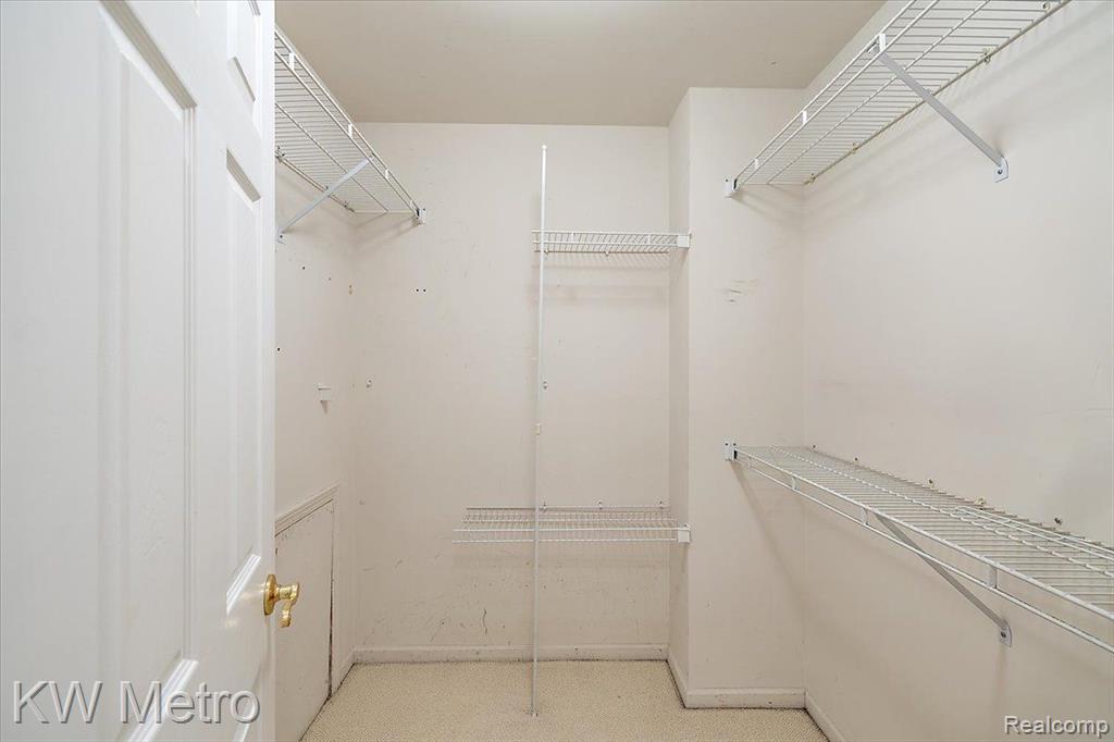 3767 PARKLAWN Drive, Canton, MI 48188 — Photo 36