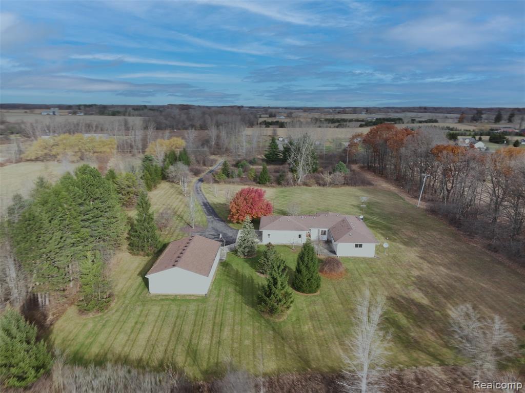 3854 Castle Road, North Branch, MI 48461 — Photo 38