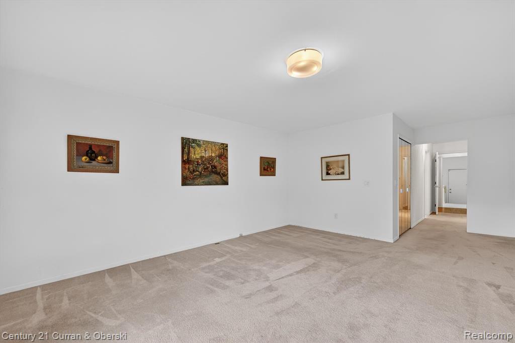 7307 Danbury Drive, West Bloomfield, MI — Photo 24