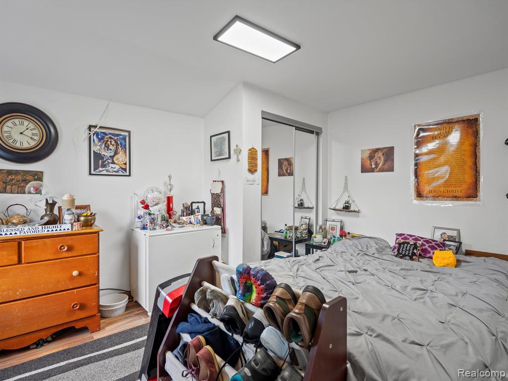 10196 HEGEL Road, Goodrich Vlg, MI — Photo 16