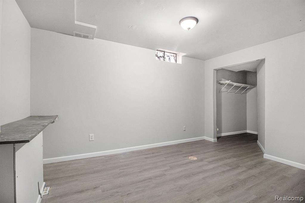 7791 HAMPTON Court, Ypsilanti, MI 48197 — Photo 18