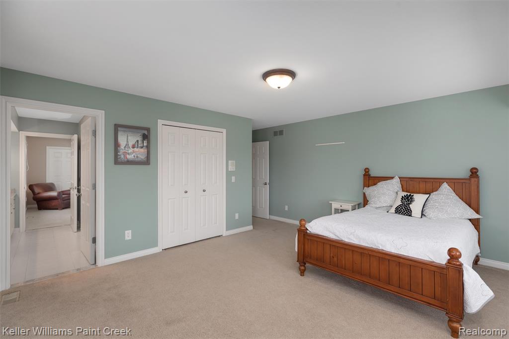 676 Majestic, Rochester Hills, MI 48306 — Photo 29