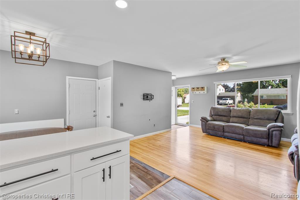 8439 Doncaster Drive, Sterling Heights, MI 48312 — Photo 10