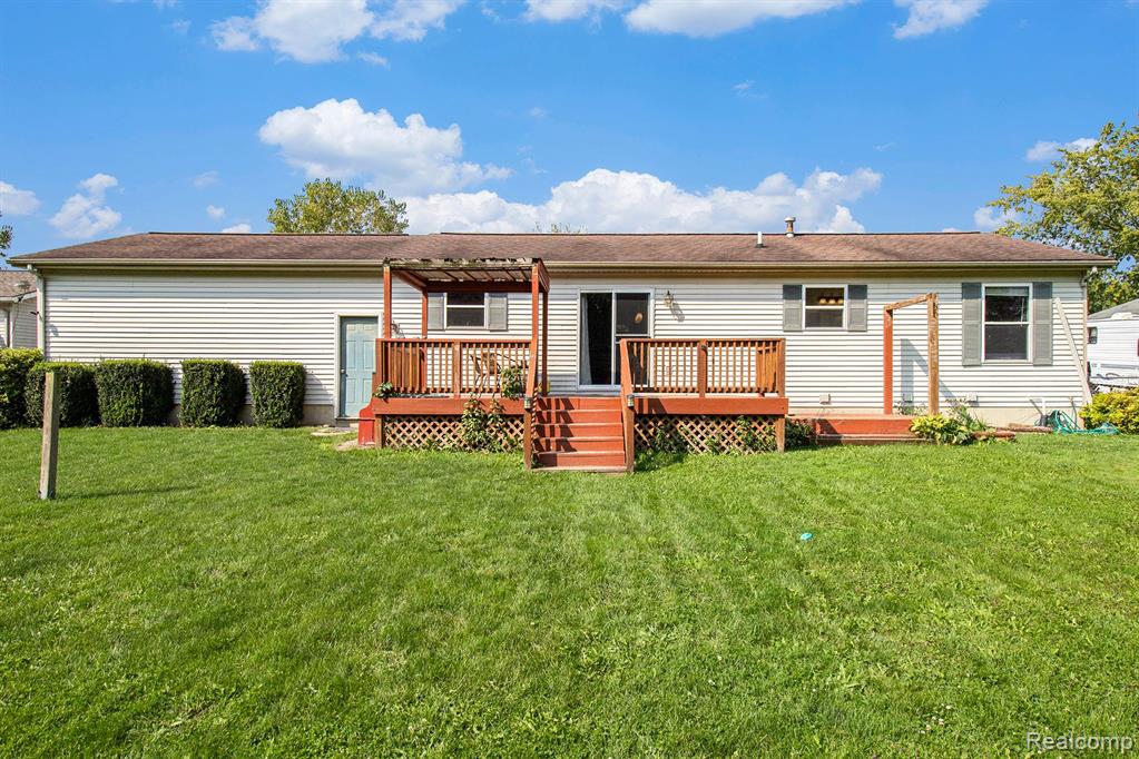 126 WALKER Drive, Morrice, MI 48857 — Photo 24
