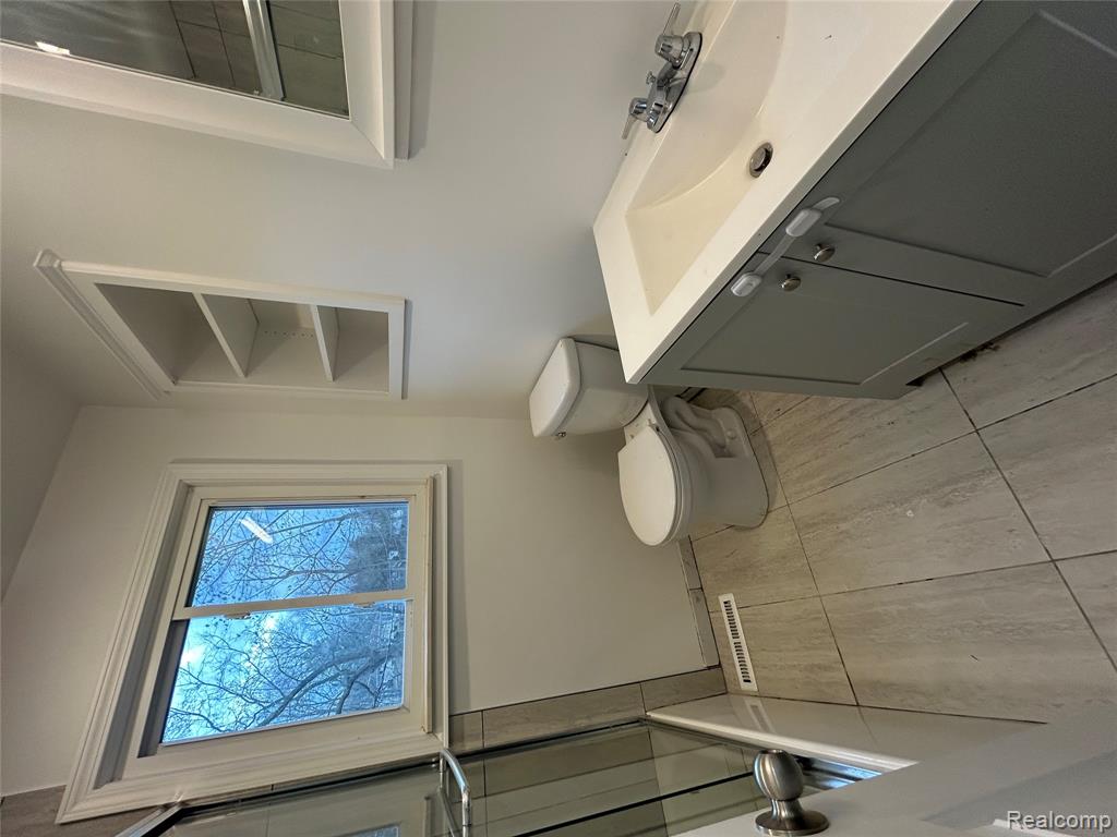 506 N Conklin Road, Lake Orion, MI 48362 — Photo 10