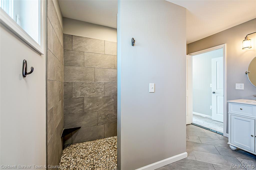11634 Island Court, Hartland, MI 48353 — Photo 41