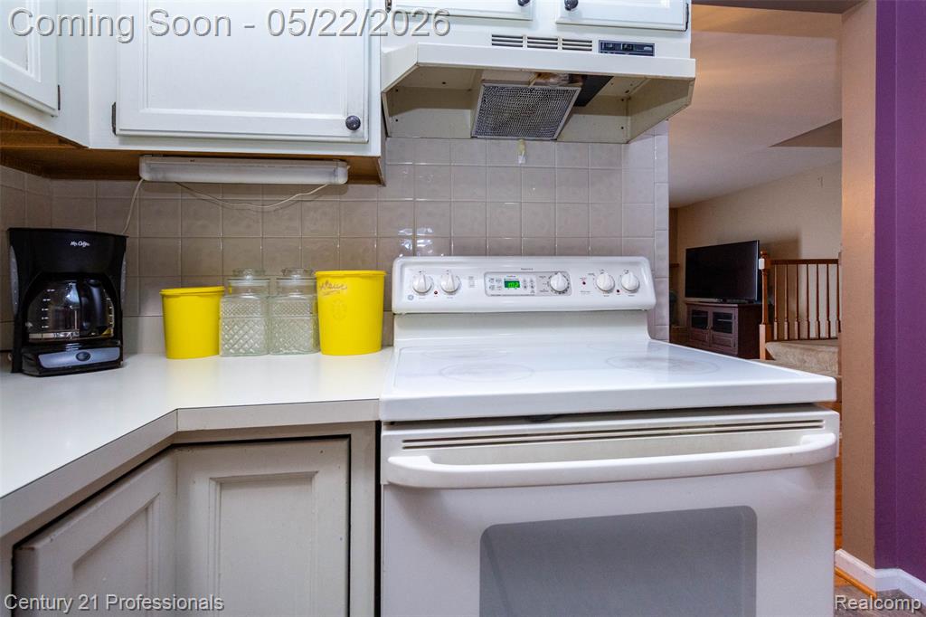 574 Tennyson, Rochester Hills, MI 48307 — Photo 13
