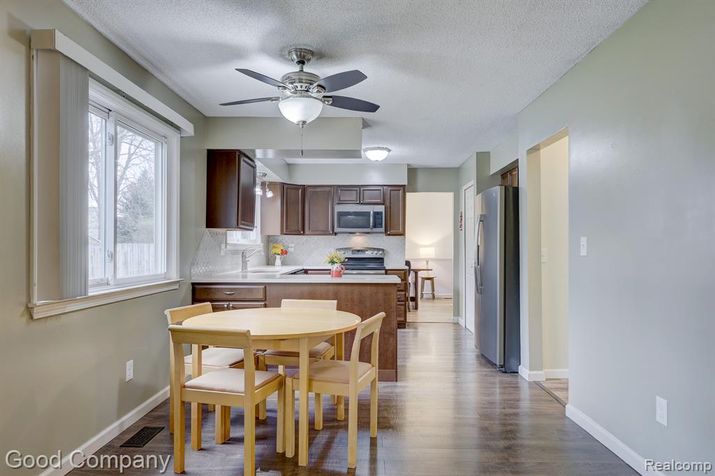 42293 Saltz Road, Canton, MI 48187 — Photo 21