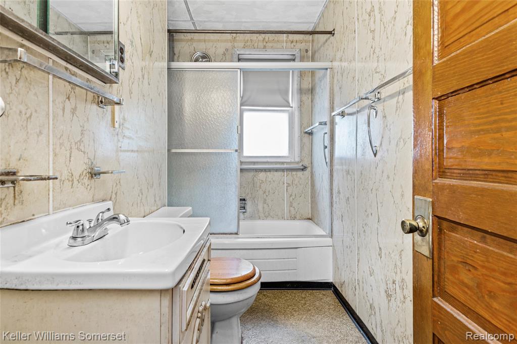 8151 Dayton Street, Detroit, MI 48210 — Photo 18