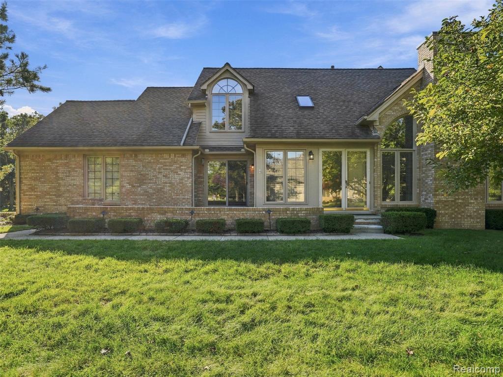 16986 Sandstone Circle - Photo 2