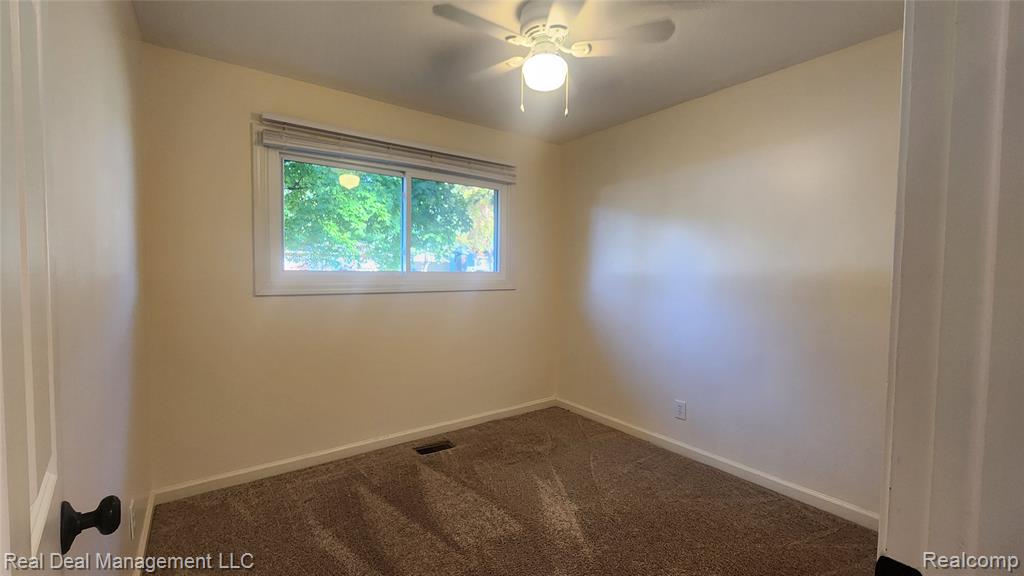 6555 Manson Drive, Waterford, MI — Photo 20