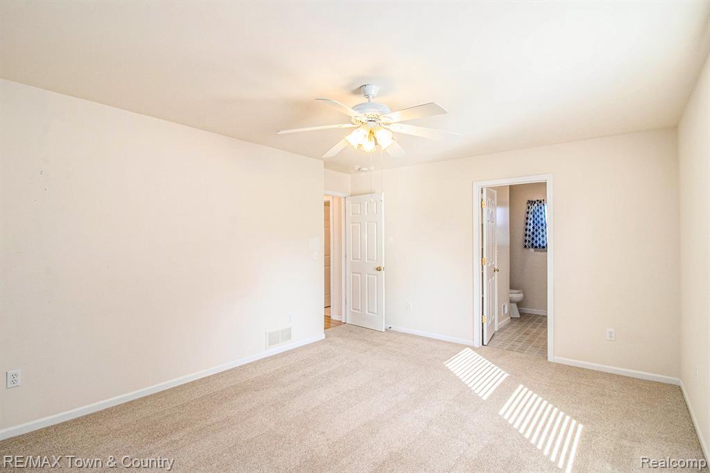 6295 Prince Court, 10, Flushing, MI 48433 — Photo 9