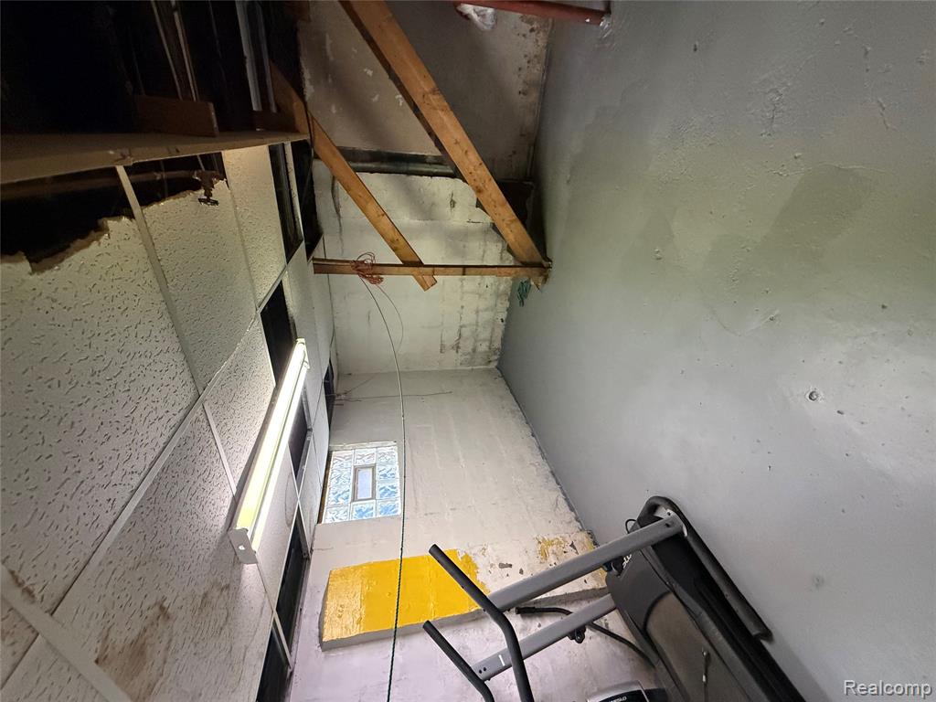 11365 Klinger Street, Hamtramck, MI 48212 — Photo 20