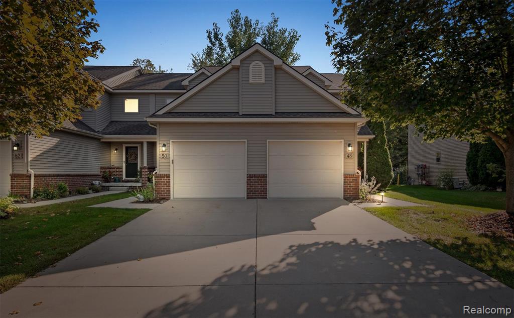 48 Millstone Drive, Waterford, MI 48328 — front exterior