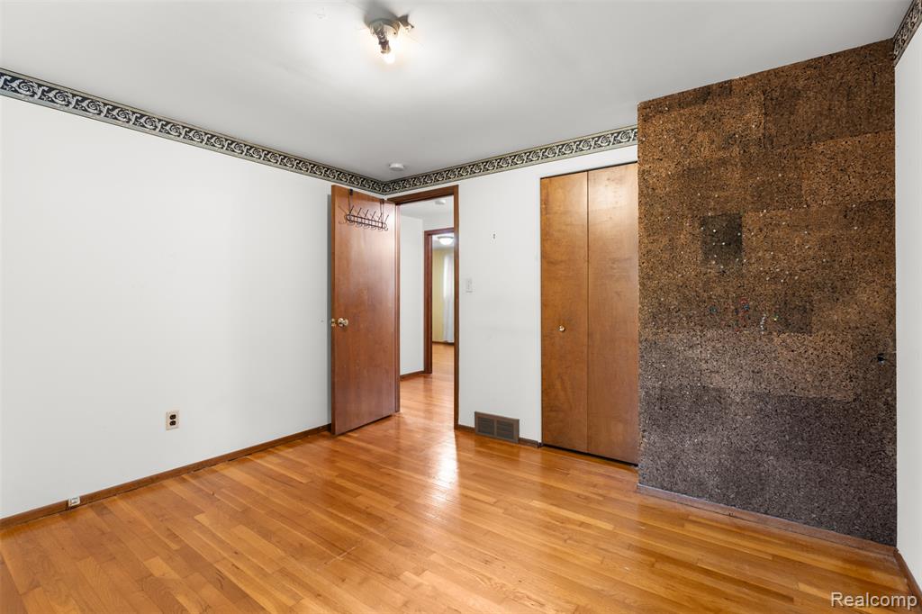 6223 Thorneycroft Drive, Shelby Twp, MI 48316 — Photo 17