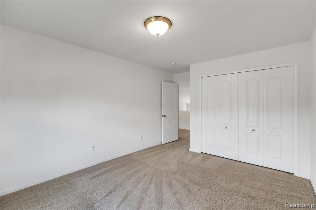 1341 Hollins Hall Lane, Troy, MI 48085 — Photo 23