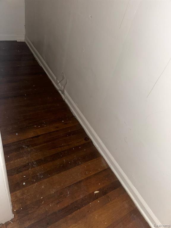 9253 Pierson Street, Detroit, MI 48228 — Photo 11
