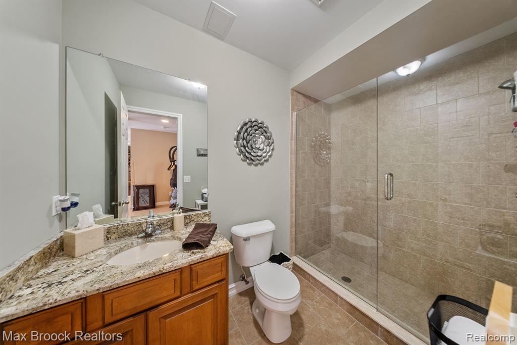 63334 TURNBERRY Way, Washington, MI 48095 — Photo 57